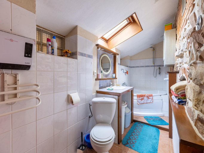 Bathroom 3, Country House near Parc du Morvan with Pool, Nièvre