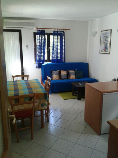 Bedroom 2, Apartments Magda, Supetar
