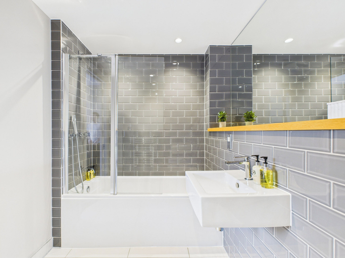 Bathroom 4, Be London - The Old Street Residences, London
