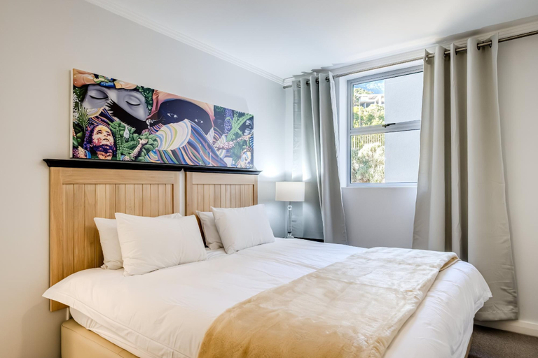 Room 2, Secure Supreme Artistic Sea View 3bed Sunset Loft, City of Cape Town
