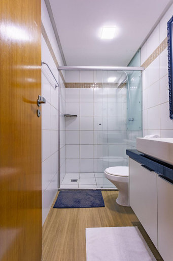 Bathroom 4, Life Resort beira lago prox a esplanada, Brasília