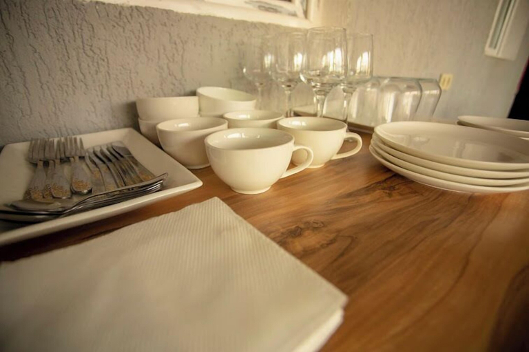 Food & Drinks 4, Pollux, Batumi
