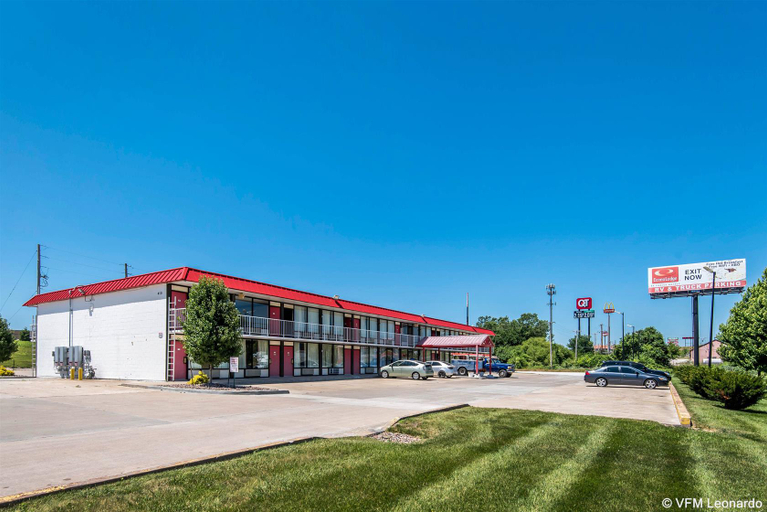 Exterior & Views 2, Econo Lodge Oak Grove-Blue Springs, Kansas City