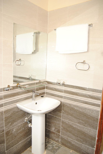 Bathroom 4, Lacienda Kitui Resort, Kitui Central