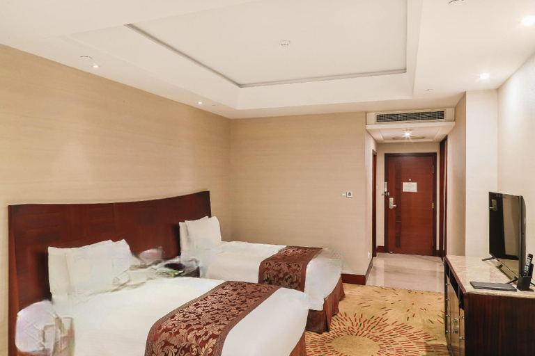 Bedroom 2, Grand MetroPark Yuantong Hotel, Beijing