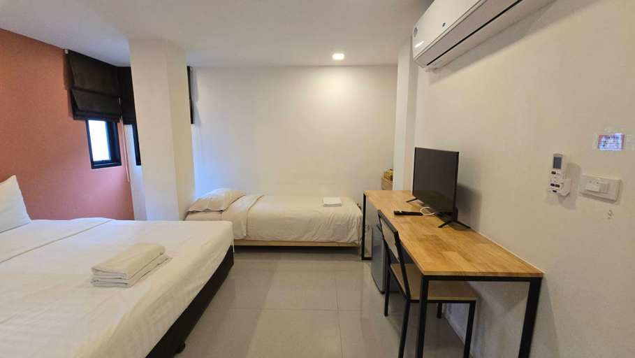 Bedroom 16
