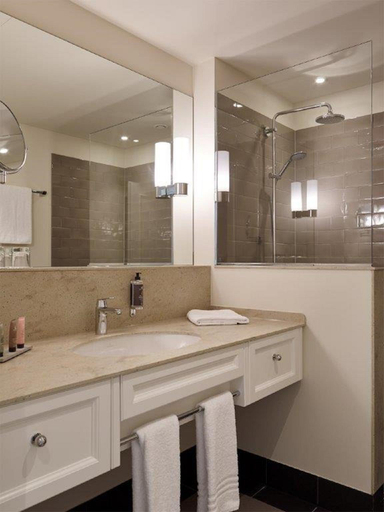Bathroom 3, Hotel Gastehaus Gut Kaden, Segeberg