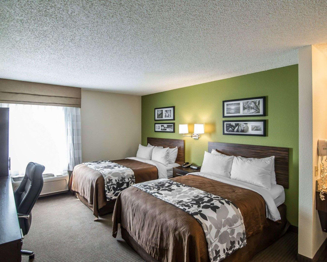 Bedroom 4, Sleep Inn Joplin Area, Newton