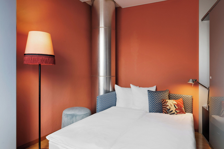 Bedroom 5, Hotel La Pergola, Bern