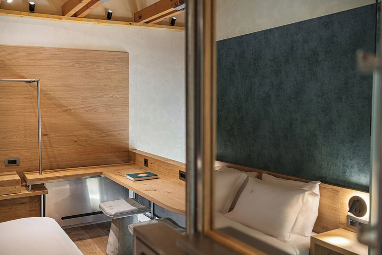 Bathroom 5, Elysia Boutique Hotel, Crete