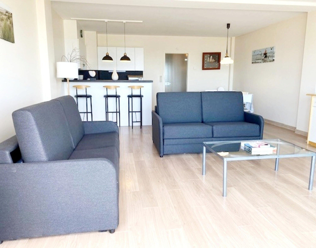 Others 4, Couple Stay Near Beaches, West-Vlaanderen