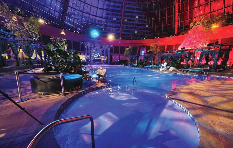 Sport & Beauty 2, Harrah's Resort Atlantic City by Suiteness, Atlantic
