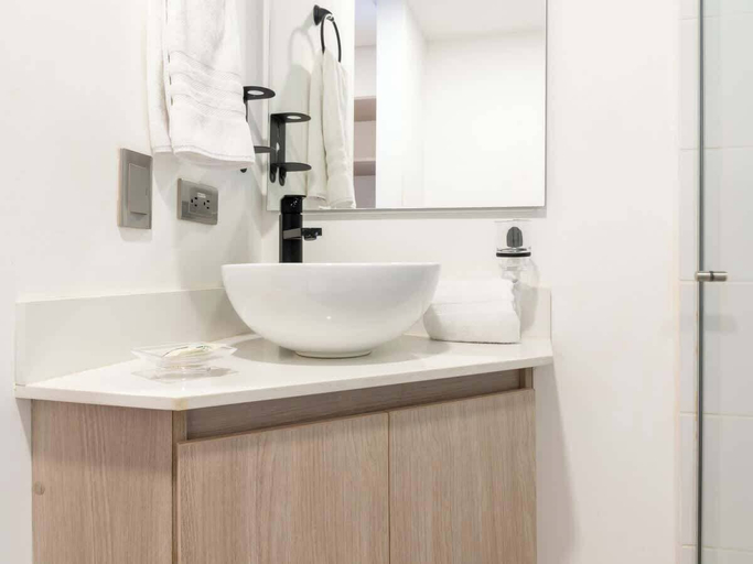 Bathroom 4, Stylish 3BR in Laureles MDE, Medellín