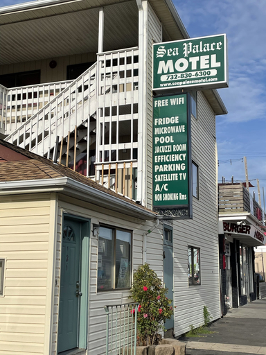 Exterior & Views, Sea Palace Motel, Ocean
