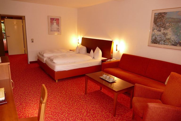 Bedroom 2, Hotel Heide Kropke, Heidekreis