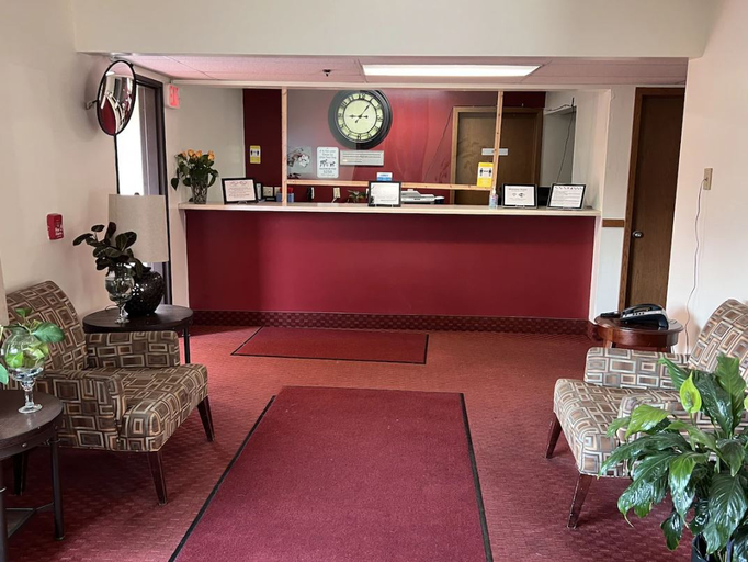 Public Area 2, FairBridge Inn Express Chesterton, Porter