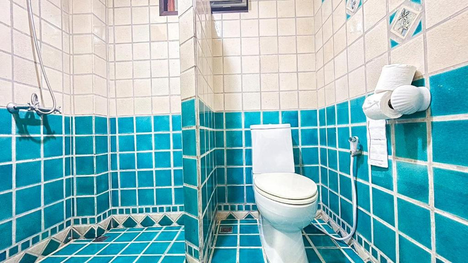 Bathroom 3
