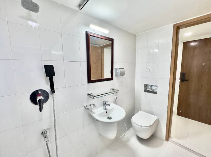 Bathroom 3, 375 sqft 3 cozy Studio with Pool & Gym, Dhaka