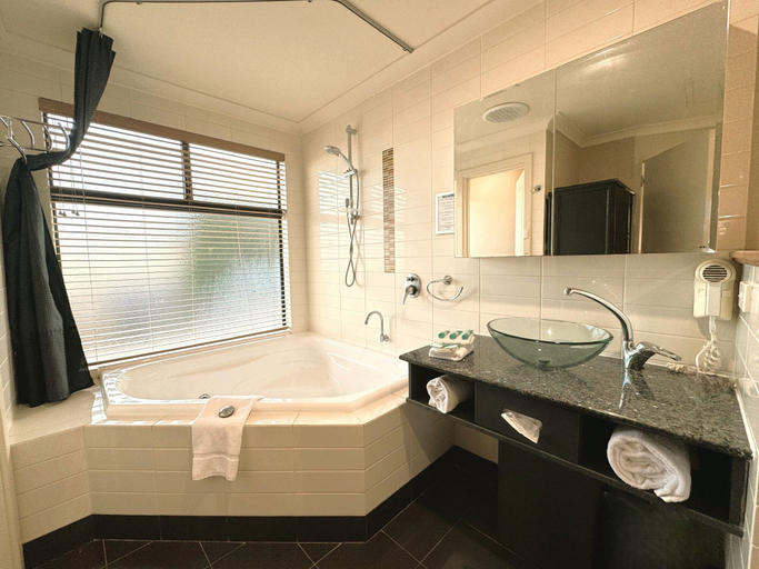 Bathroom 4, Bay Village Resort Dunsborough, Busselton