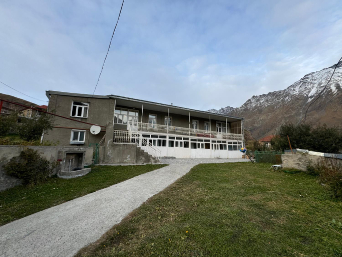 Others 5, Polaris Kazbegi, Kazbegi