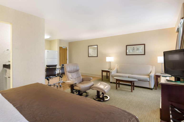 Bedroom 3, MainStay Suites Airport, Roanoke City