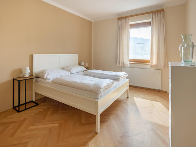 Bedroom 2, Apartment in ski area in Kotschach-Mauthen, Hermagor