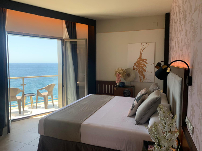 Bedroom 3, ON ALETA ROOM designed for adults, Granada