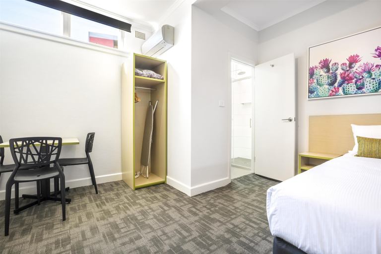Bedroom 22