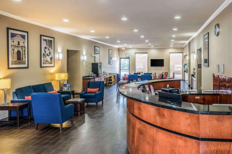Public Area 2, Comfort Suites Near Texas State University, Hays