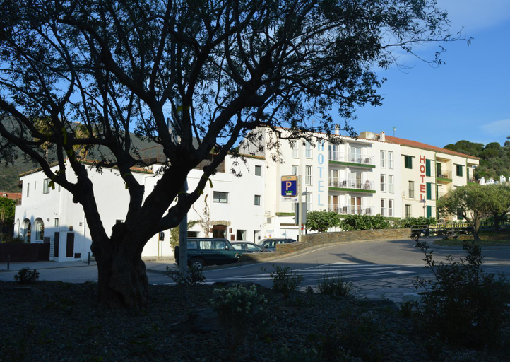 Others 3, Hotel Nou Estrelles, Girona