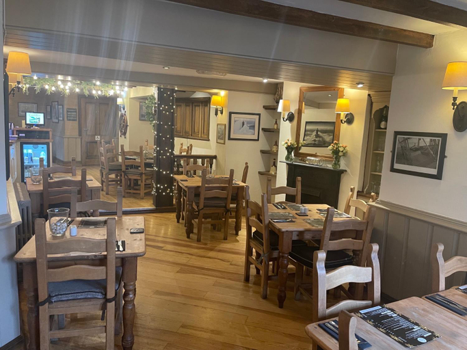 Food & Drinks 4, Garddfon Inn, Gwynedd