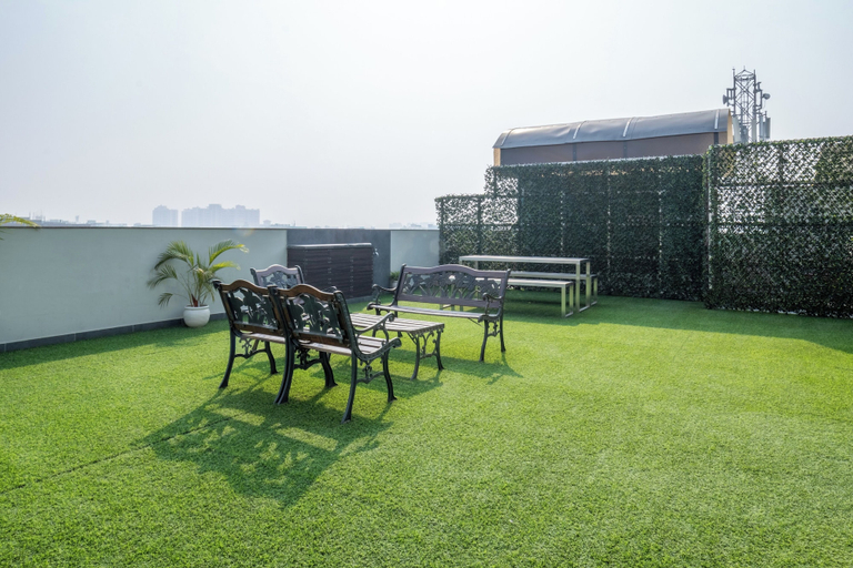 Public Area 5, Housr 2 BHK Apartment Sector 41 Gurgaon, Gurgaon