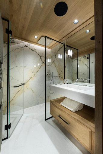 Bathroom 5, Armancette Hotel, Haute-Savoie