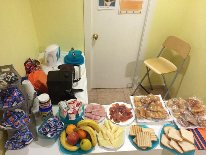 Food & Drinks 3, Barcelona City North Hostal, Barcelona