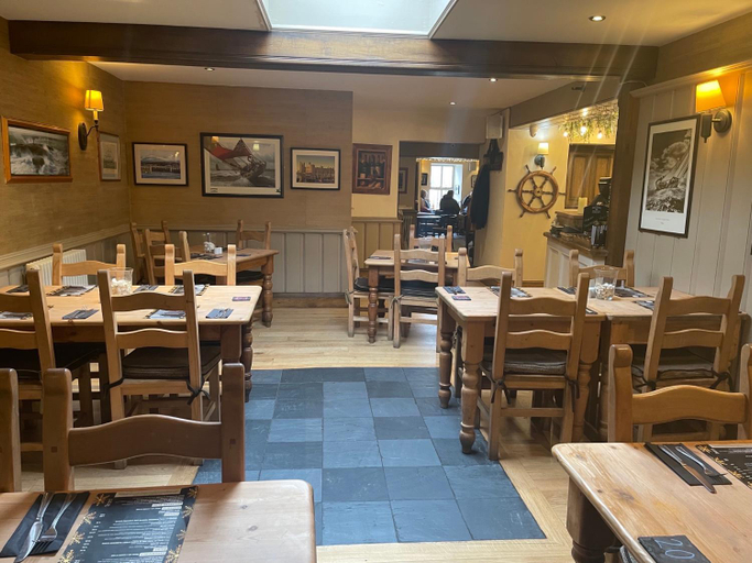 Food & Drinks 3, Garddfon Inn, Gwynedd