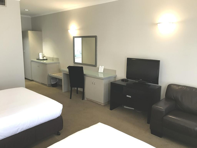 Bedroom 3, Beau Monde International, Manningham - West