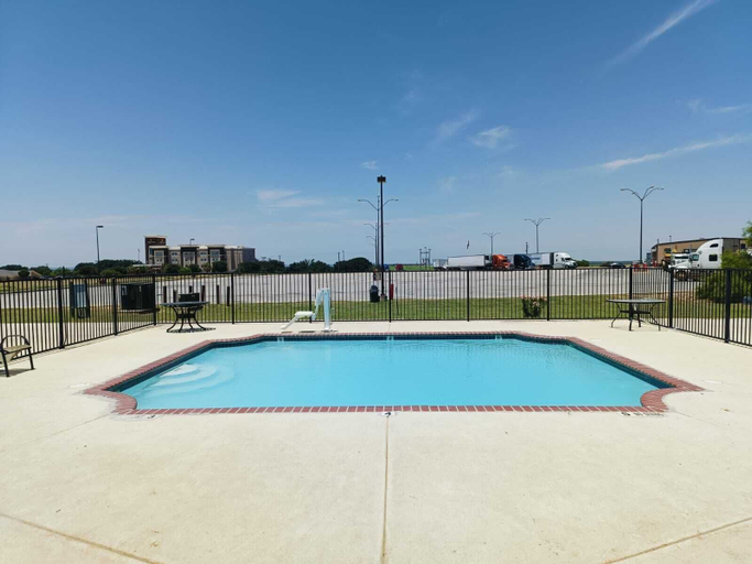 Sport & Beauty 4, Hotel O Bien Venido Pearsall I-35, Frio