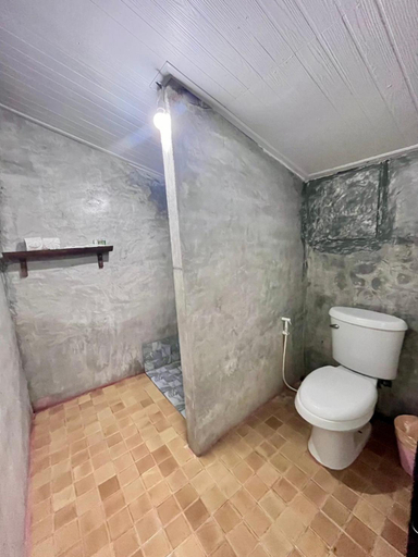Bathroom 3, Long Beach Club Krabi, Mueang Krabi