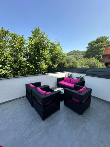 Others 2, Apartmani Orsag, Lopar/Supetarska Draga
