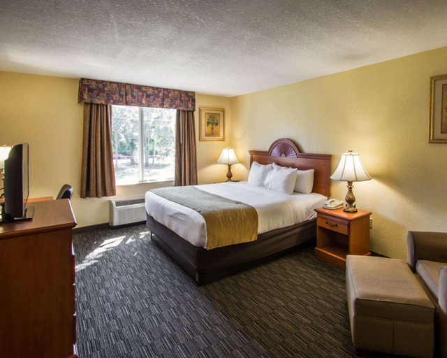 Bedroom 3, Comfort Inn & Suites Jupiter I-95, Palm Beach