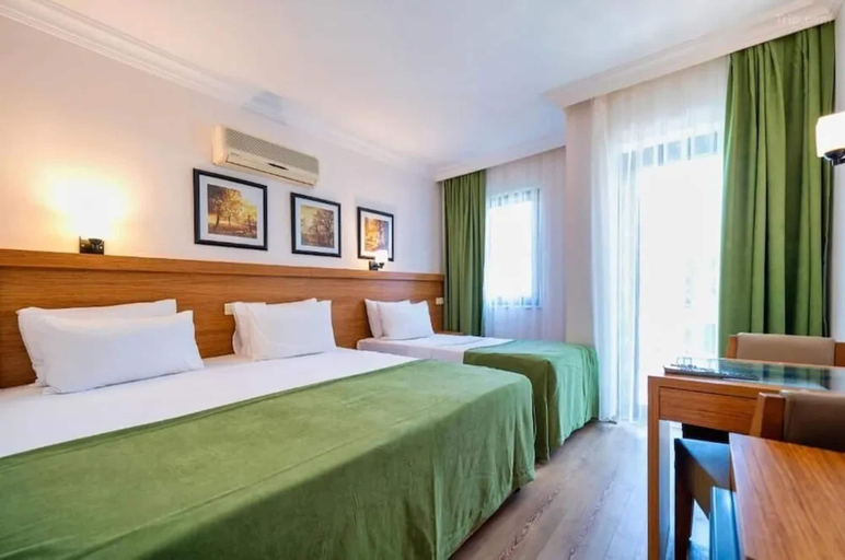 Bedroom 3, Fethiye Park Hotel, Fethiye