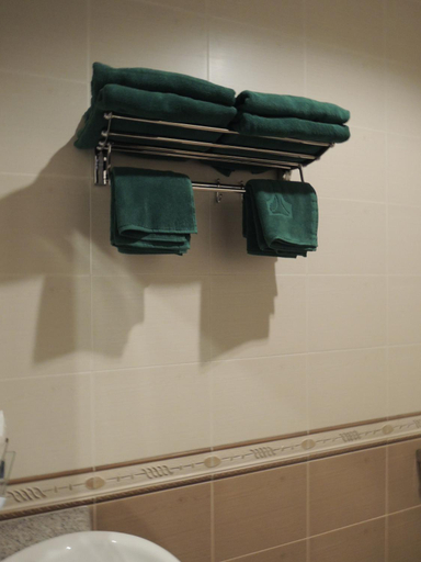 Bathroom 7