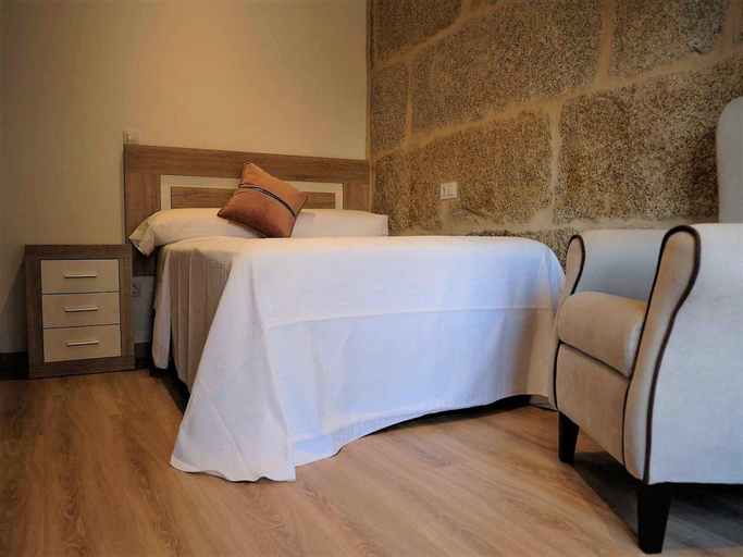 Bedroom 3, Apartment in Ourense near Hot Springs, Ourense