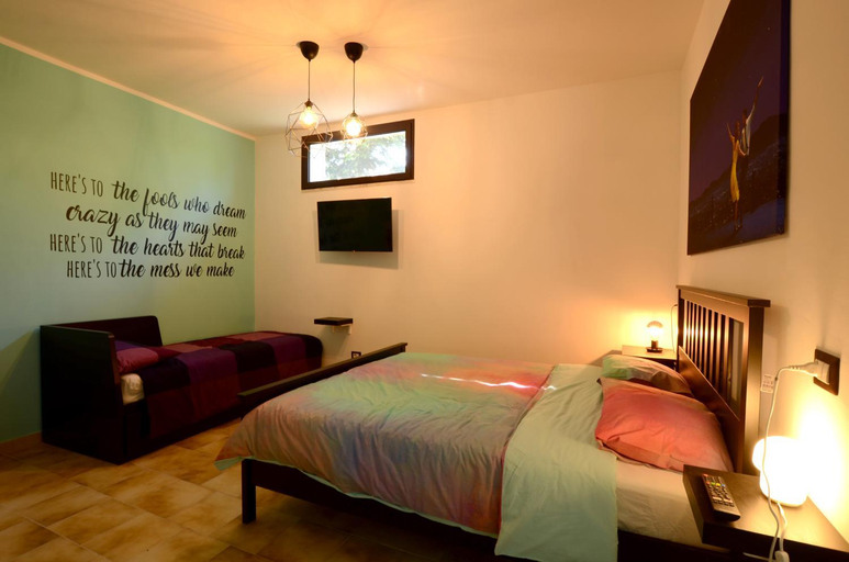 Others 3, B&B La La Rose, Frosinone