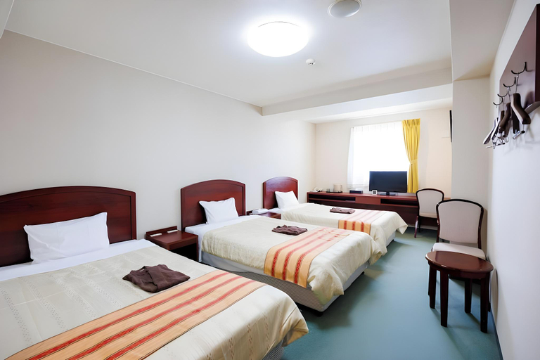Bedroom 3, Hotel Peace Island Miyakojima Shiyakusho Tori, Miyakojima