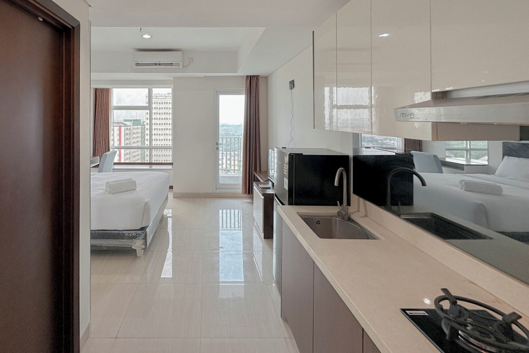 Others 5, Tidy and Strategic Location Studio Grand Sungkono Lagoon Apartment, Surabaya