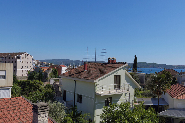 Others 5, Casa Nest Tivat
