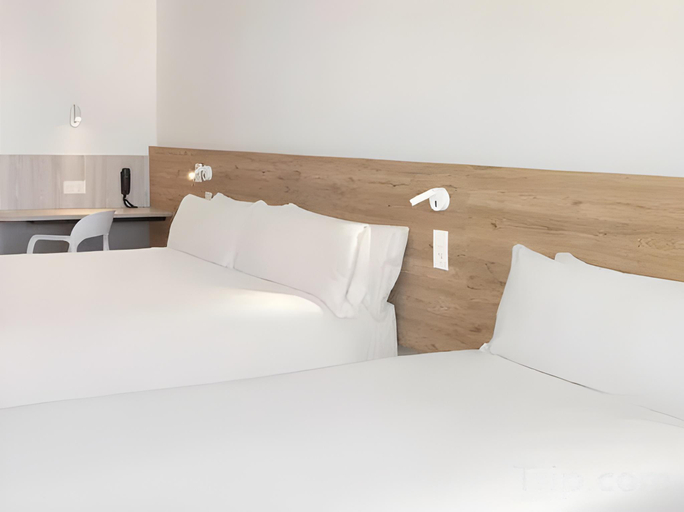 Bedroom 2, B&B Hotel Madrid Fuenlabrada Retail Park, Madrid