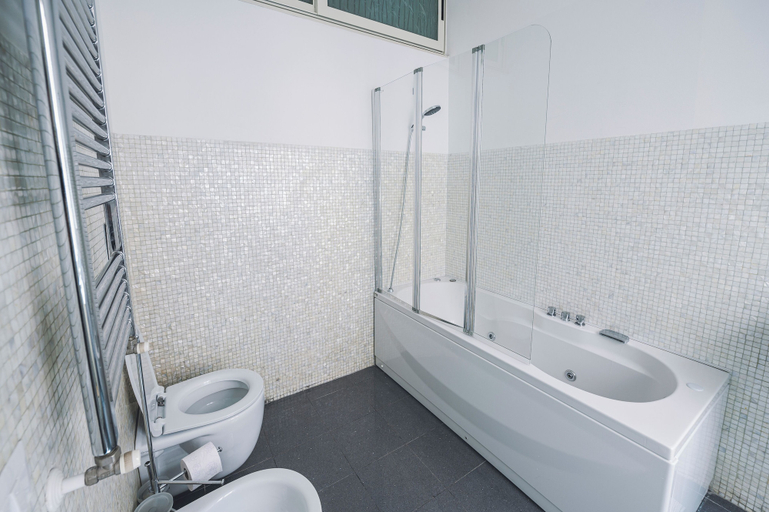 Bathroom 5, Habitat 42 Roman Stay, Roma