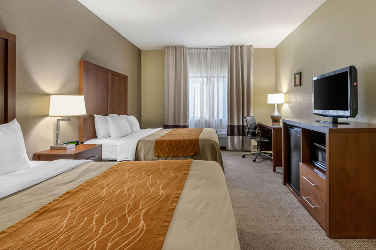 Bedroom 3, Comfort Inn Moline - Quad Cities, Rock Island